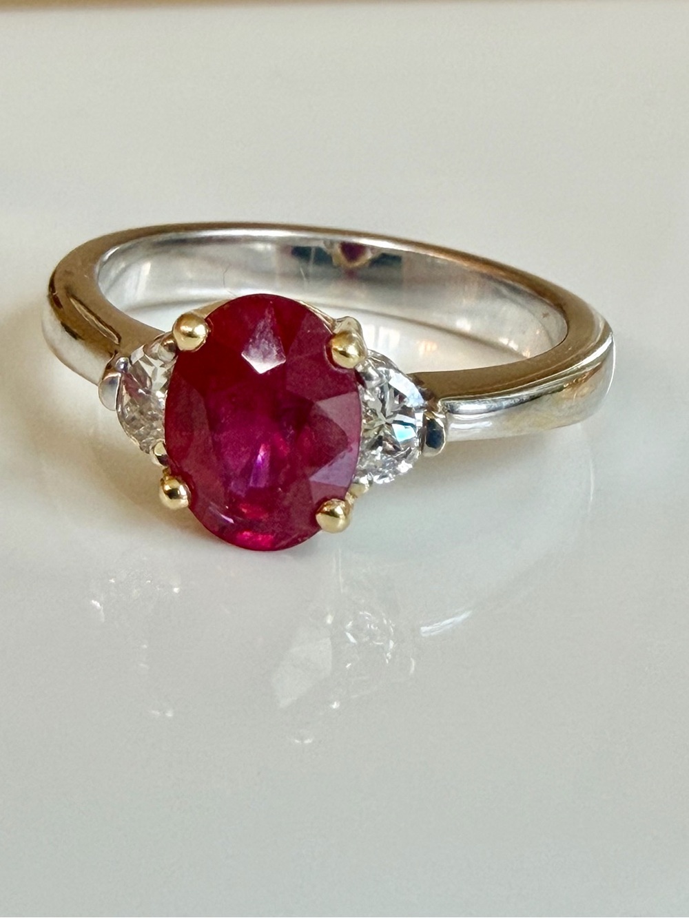 18k gold ruby and diamond ring